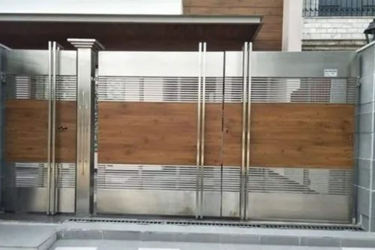 Luxurious Gate